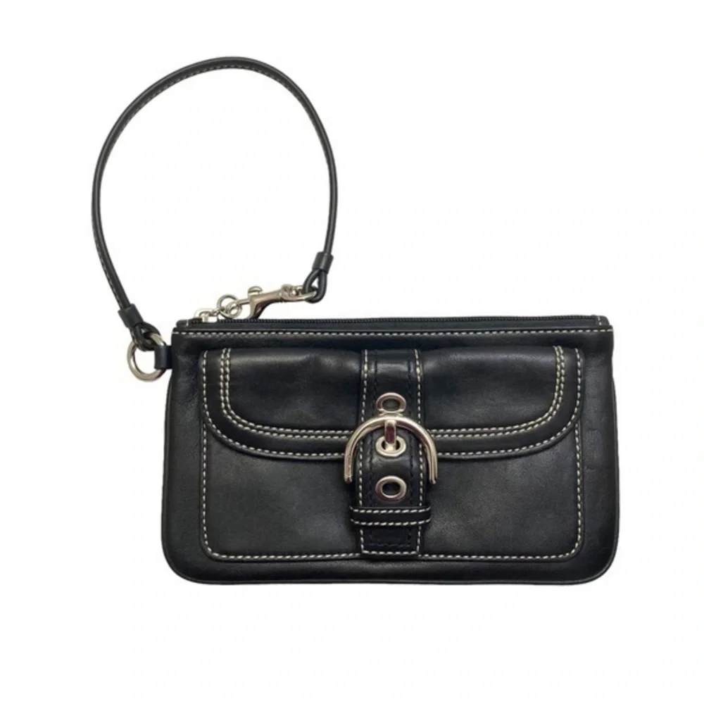 Coach black leather soho wristlet clutch bag